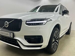 Volvo  XC90 Recharge Plus, T8 AWD Plug-in Hybrid, Elektrisch/Benzin, Dark, 7 Sitze