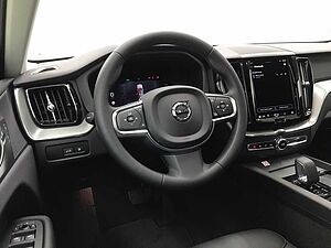 Volvo  XC60 Recharge Core, T6 AWD Plug-in Hybrid, Elektrisch/Benzin, Bright