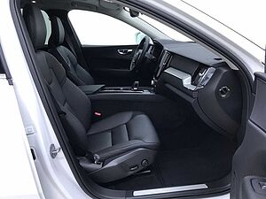 Volvo  XC60 Recharge Core, T6 AWD Plug-in Hybrid, Elektrisch/Benzin, Bright