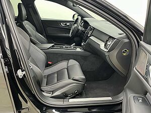 Volvo  V60 Cross Country Plus, B4 AWD Mild-Hybrid, Diesel