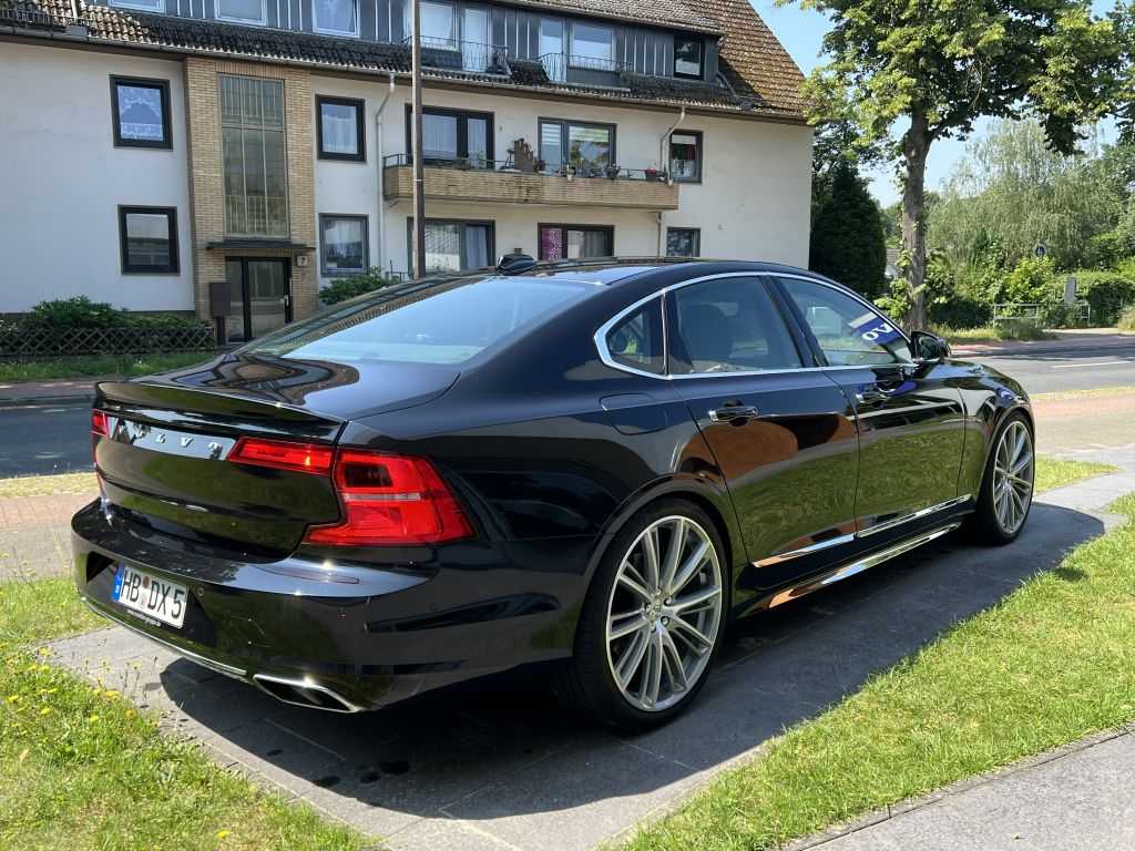 Volvo  S90 D5 AWD (173KW/235PS) Inscription aut. (AWD)