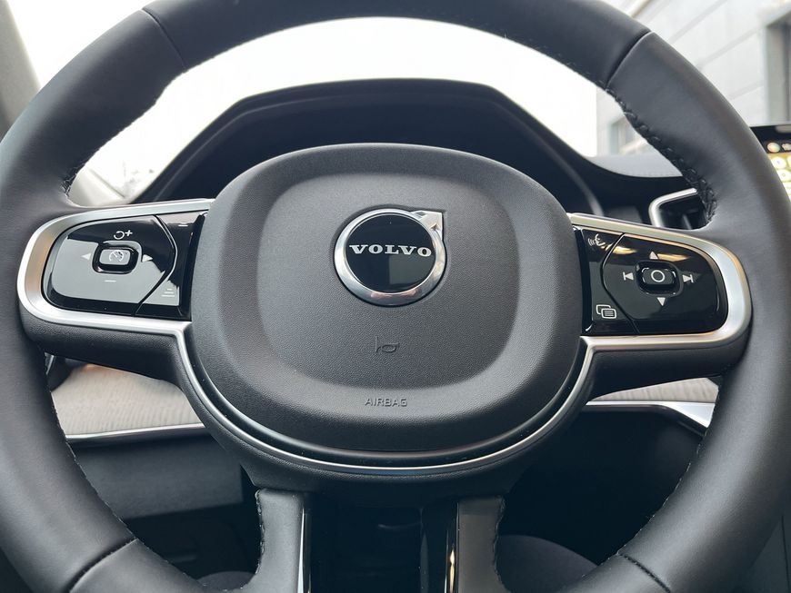 Volvo  T8 AWD Plug-in Hybrid