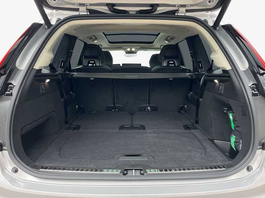 Volvo  T8 AWD Plug-in Hybrid