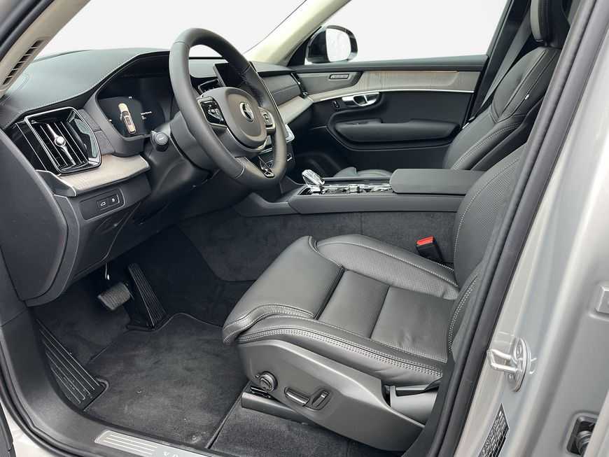 Volvo  T8 AWD Plug-in Hybrid