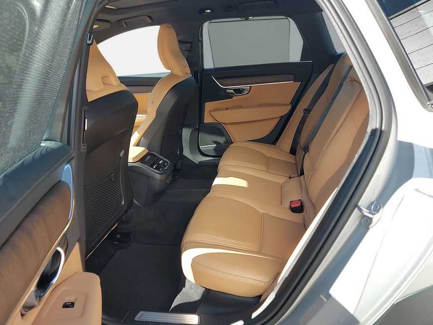 Volvo  CrossCountry