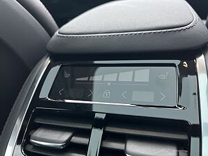 Volvo  T8 AWD Plug-in Hybrid