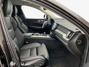 Volvo  Plus Dark