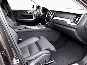 Volvo  Plus Dark