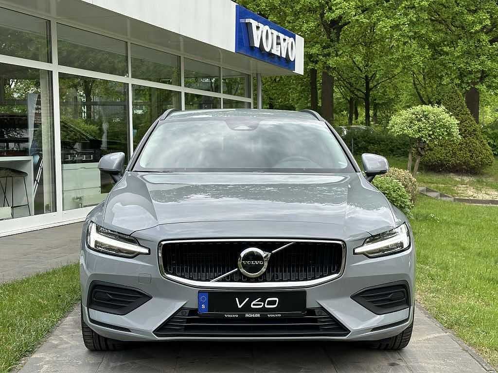 Volvo  V60 Core, B4 Mild-Hybrid, Diesel