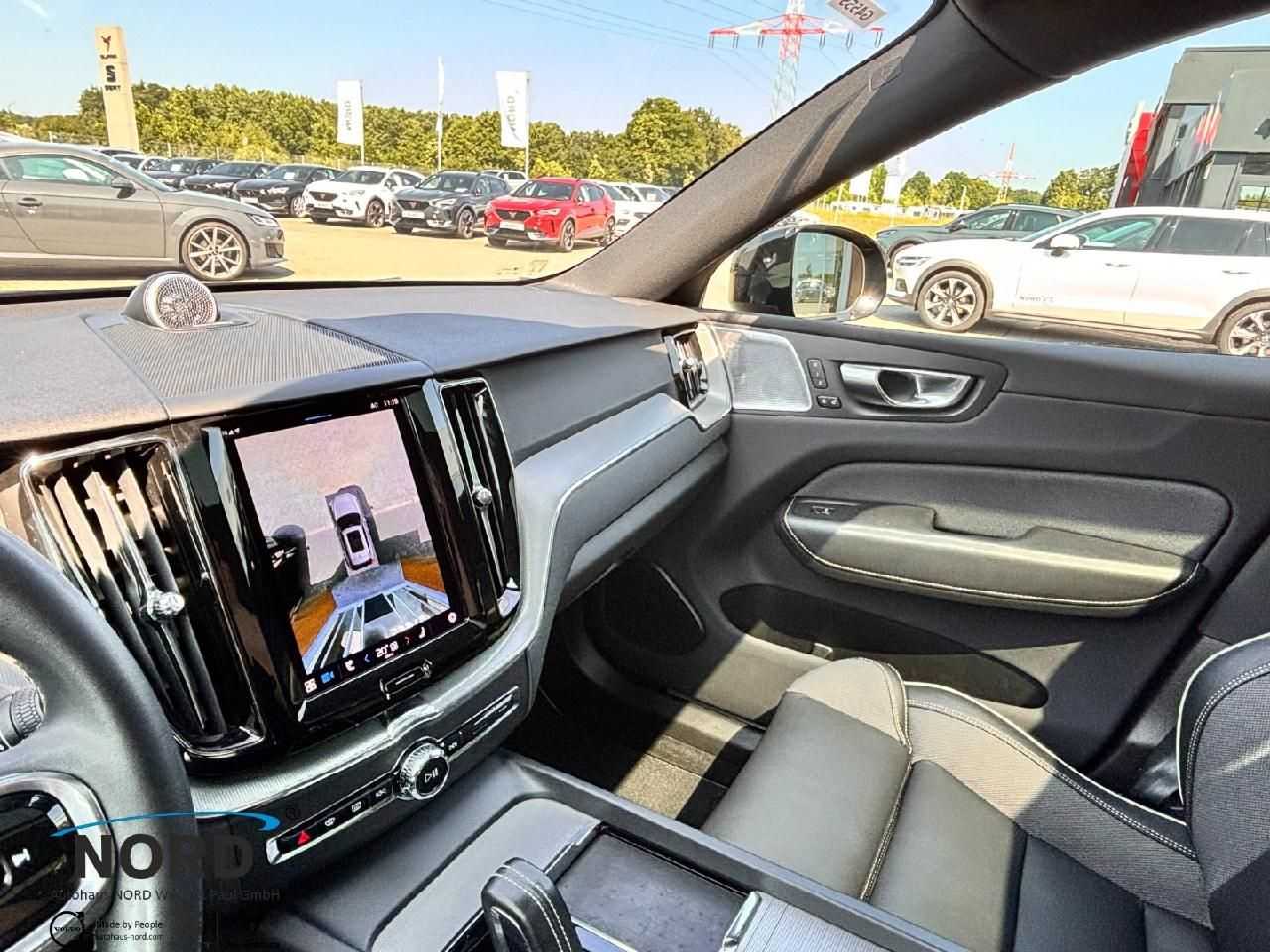 Volvo  T8 R Design Plug-In Hybrid AWD/21'/B&W/AHK