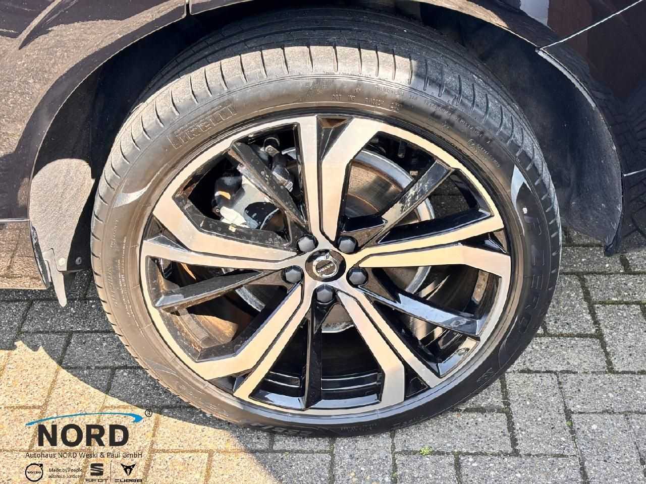 Volvo  T8 R Design Plug-In Hybrid AWD/21'/B&W/AHK