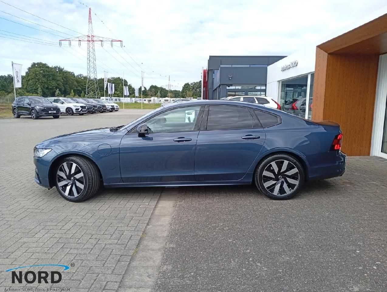 Volvo  T8 Ultimate Dark Plug-In Hybrid AWD