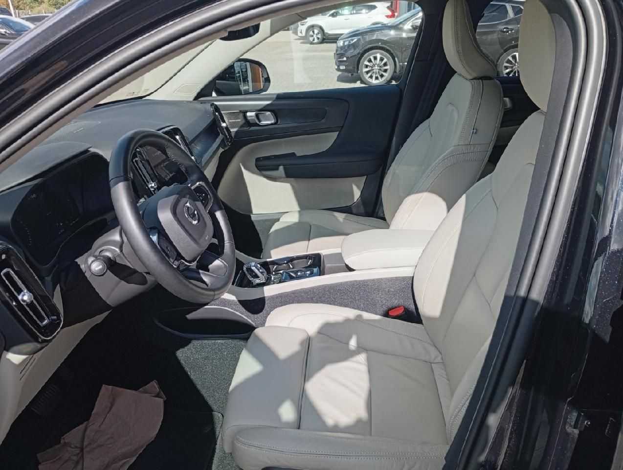 Volvo  T5 Plus Dark Plug-In Hybrid 2WD/Leder/AHK