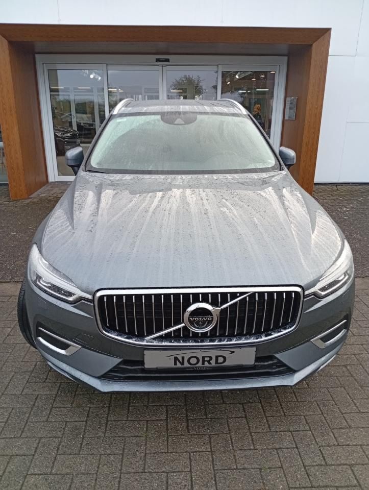 Volvo  D4 Gear. Inscription 2WD/AHK/BLIS/ACC/360°