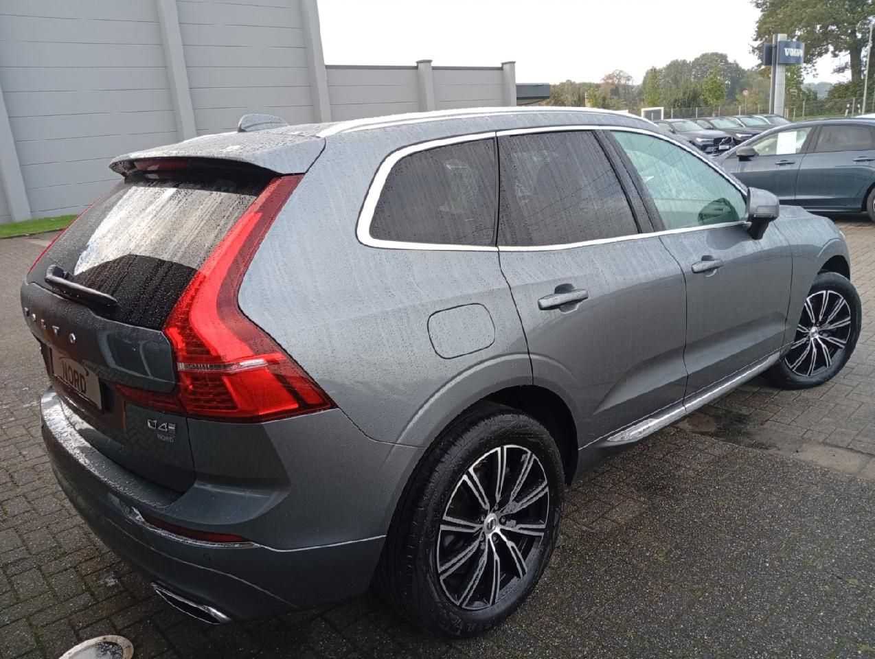 Volvo  D4 Gear. Inscription 2WD/AHK/BLIS/ACC/360°