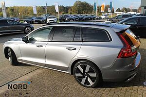 Volvo  T8 R Design Plug-In Hybrid AWD/Head-Up/Pano