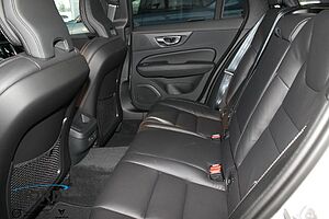 Volvo  B4D Cross Country Plus AWD/AHK/Leder+Belüft