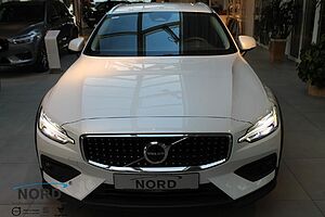 Volvo  B4D Cross Country Plus AWD/AHK/Leder+Belüft