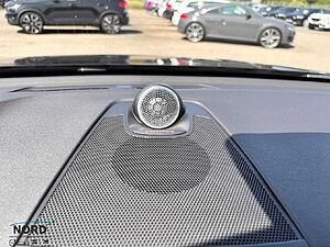 Volvo  T8 R Design Plug-In Hybrid AWD/21'/B&W/AHK