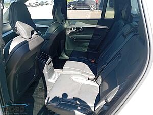 Volvo  Ultra Dark T8 Plug-In Hybrid AWD/B&W/22