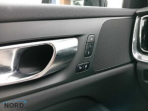 Volvo  T6 Plus Dark Plug-In Hybrid AWD/Leder