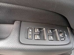 Volvo  D4 Gear. Inscription 2WD/AHK/BLIS/ACC/360°