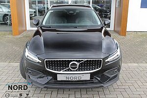 Volvo  V60 Cross Country Cross Country Plus, B4 AWD Mild-Hybrid, Diesel