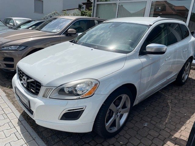 Volvo  XC60 R-Design AWD