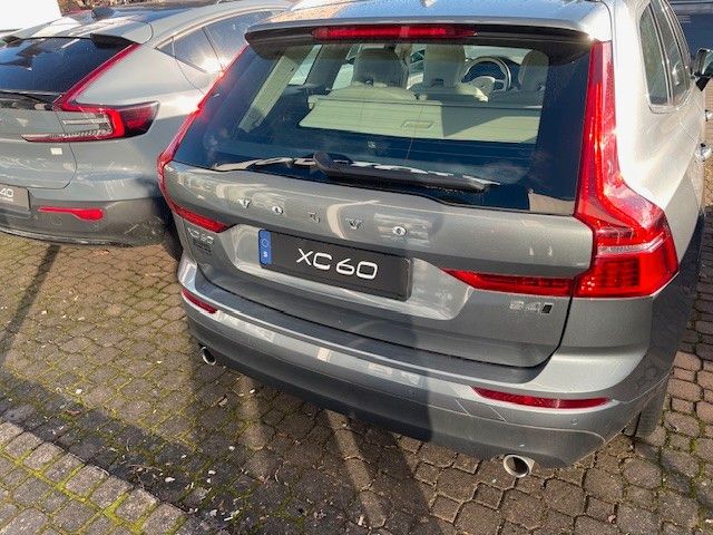 Volvo  XC60 Momentum Pro AWD