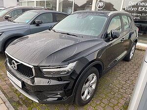 Volvo  XC40 Momentum Pro 2WD