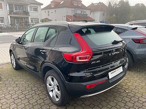 Volvo  XC40 Momentum Pro 2WD