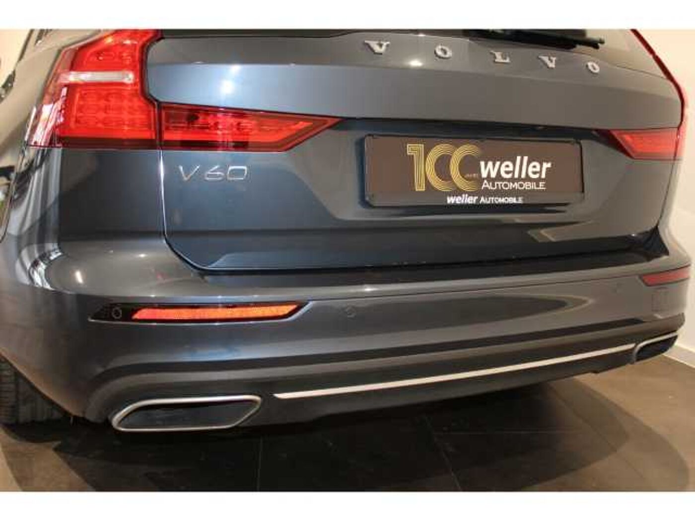 Volvo  T6 Recharge Inscription AWD AHK Standheizung Panoramadach