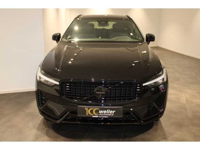 Volvo  T8 Plus Black Edition B&W Sound. 360°Kamera Panoramadach