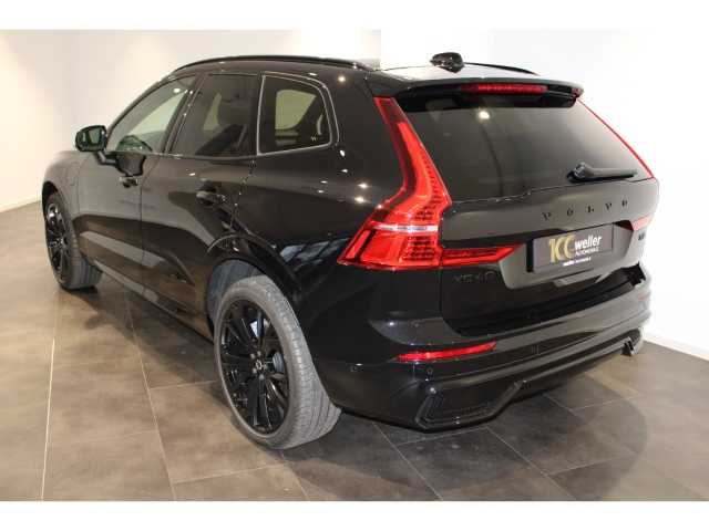 Volvo  T8 Plus Black Edition B&W Sound. 360°Kamera Panoramadach