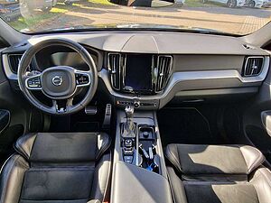 Volvo  D5 AWD Geartronic RDesign