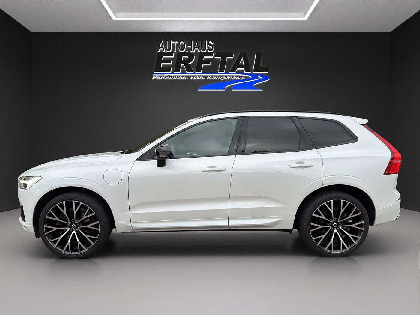 Volvo  Recharge T8 AWD R-Design