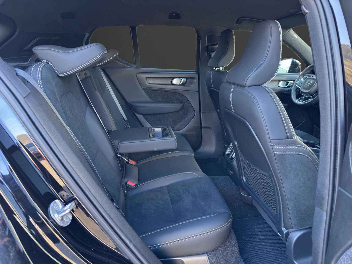 Volvo  Single Extended Range Plus Black Edition