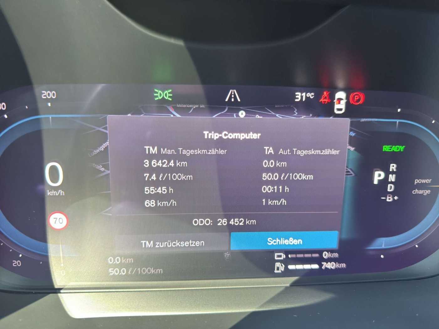 Volvo  T6 AWD Recharge Plus Dark