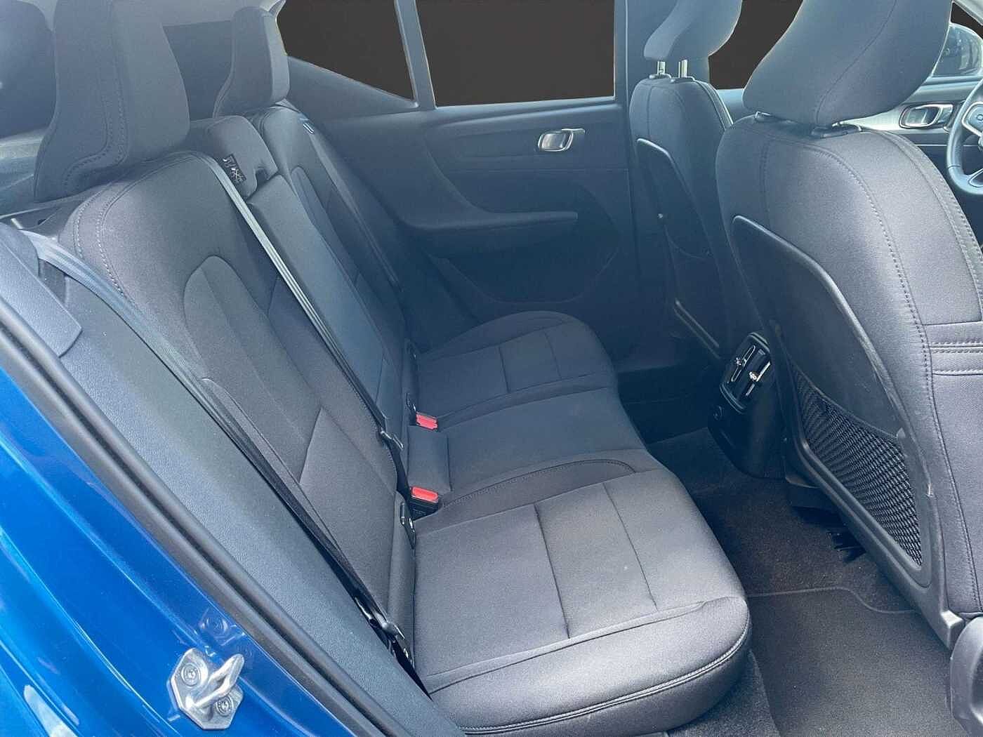 Volvo  Recharge T4 R-Design Expression