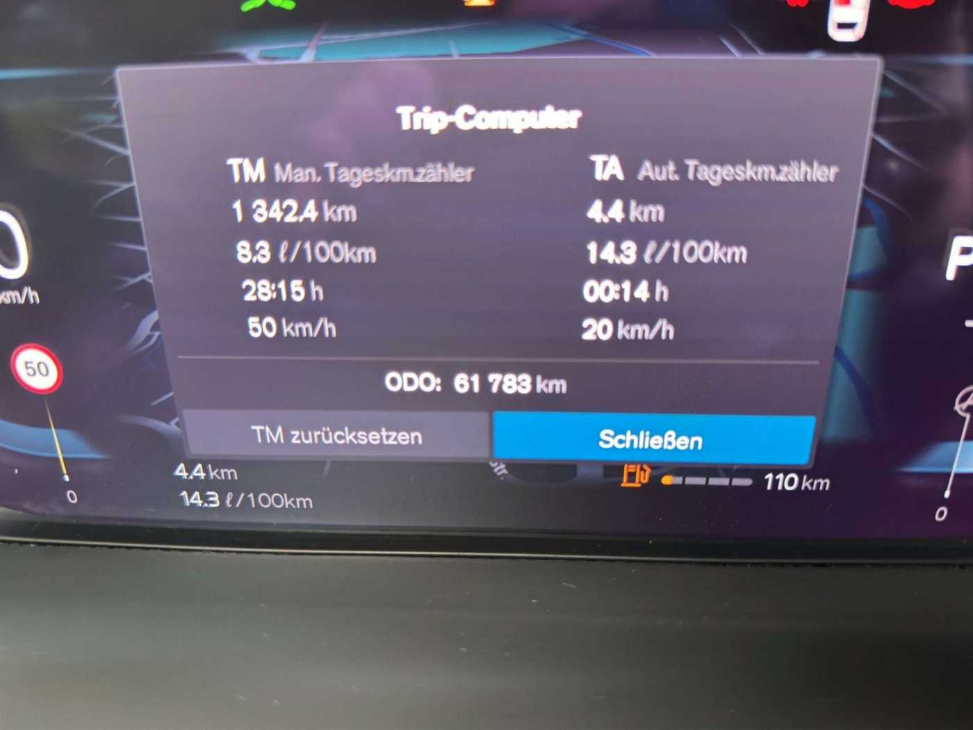 Volvo  R Design AWD