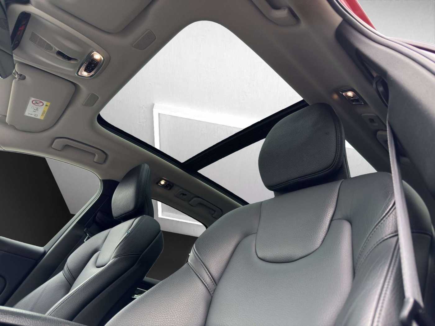 Volvo  Recharge T6 AWD Inscription