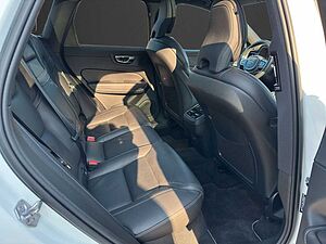 Volvo  B5 Diesel AWD R-Design