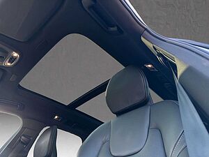 Volvo  B5 Diesel AWD R-Design