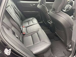 Volvo  B4 Diesel AWD Inscription