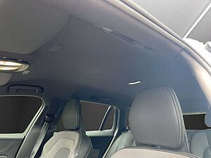 Volvo  B4 Benzin Plus Dark