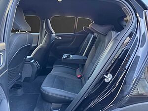 Volvo  Single Extended Range Plus Black Edition