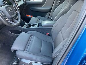 Volvo  Recharge T4 R-Design Expression