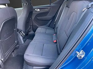 Volvo  Recharge T4 R-Design Expression