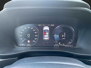 Volvo  Recharge T4 R-Design Expression