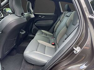 Volvo  B5 D AWD Geartronic R-Design